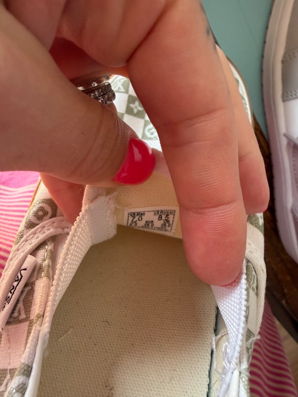 Custom platform Vans - Picture 7 of 7